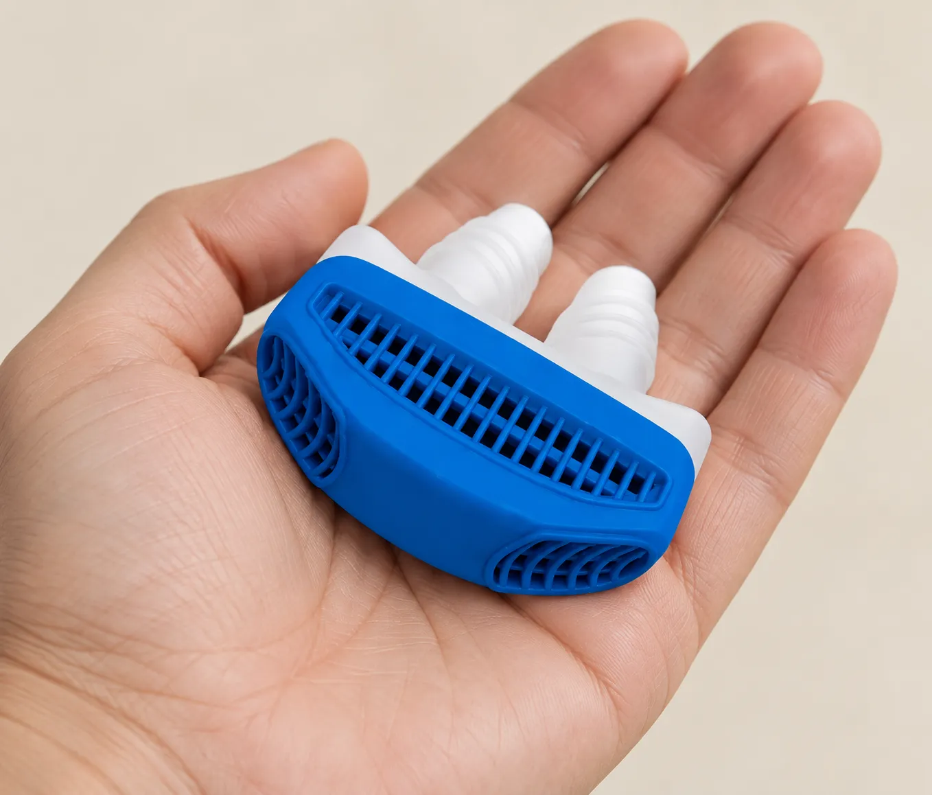 Aerflow — the package held in a hand